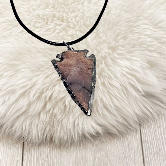 .Natural Stone Arrowhead Pendant with Black Cord Necklace - Picture 4 of 7